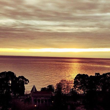 Sunset Guest House Gagra Exterior foto