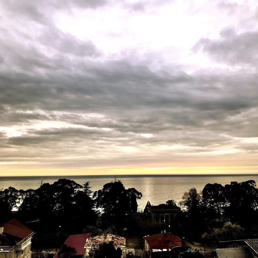 Sunset Guest House Gagra Exterior foto